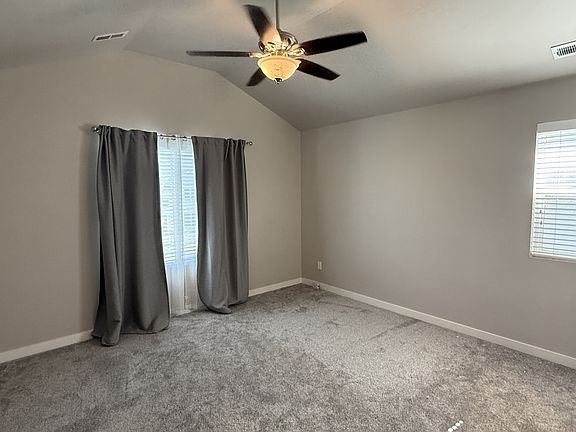 5th image of 1044 W Narrows Ln