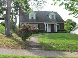 345 Walnut Ave, Waynesboro, VA 22980