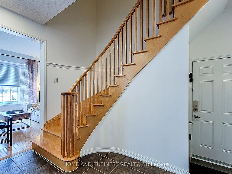 913 McEwan Dr — Photo 18