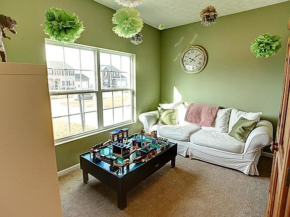 5th image of 2704 Laurelwood Ct