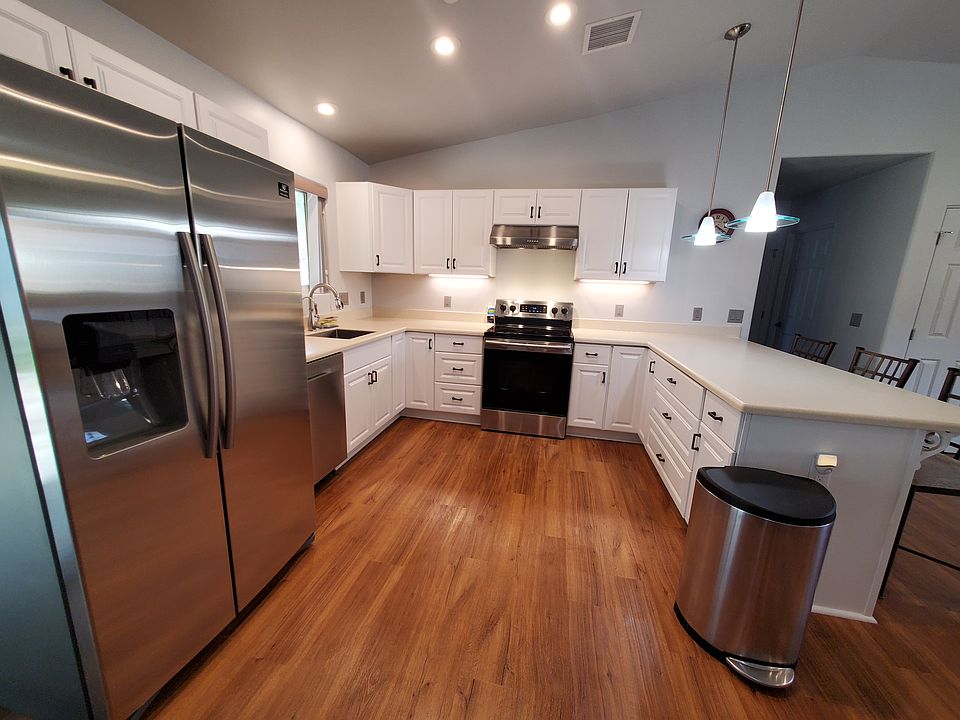 1st image of 1401 E Foy Dr
