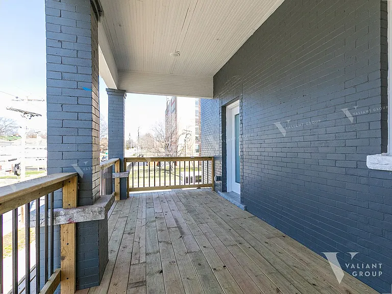 806 South Ave — Photo 50