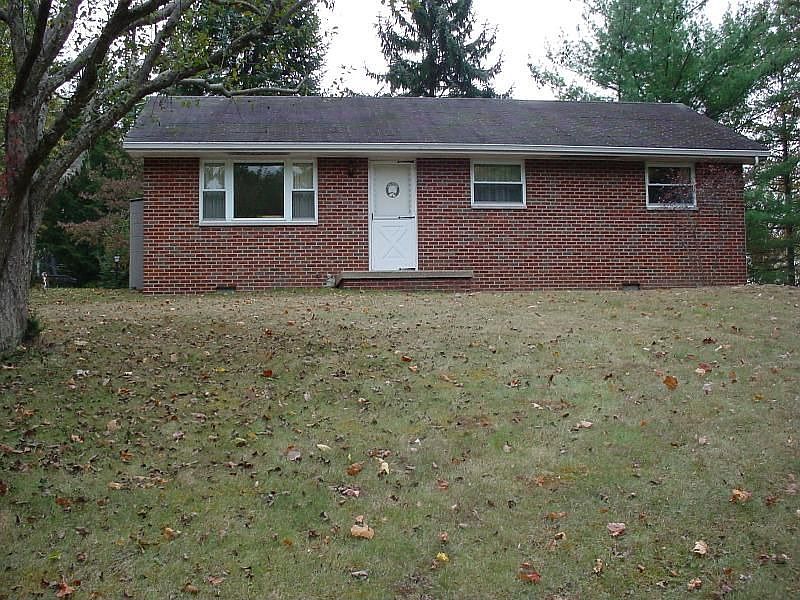 2nd image of 4517 Teays Valley Rd