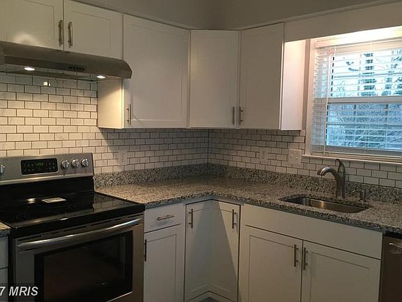 5th image of 246 Fairfield Dr