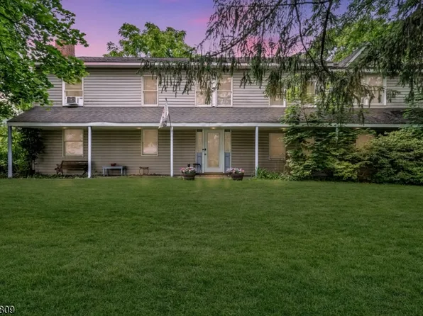 9 Mueller Lane, Franklin Twp., NJ 07882