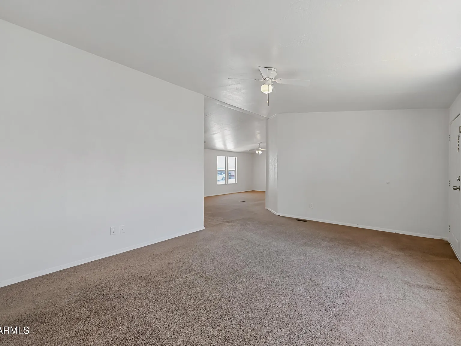 3 bed, 2.0 bath, 1736 sqft, $1,695 — Photo 4