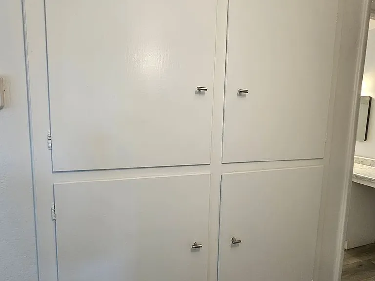 Town & Country Apartments — Photo 20