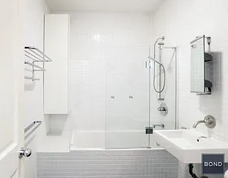 Rented by Bond New York