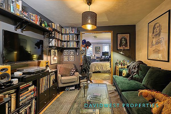 1st image of 617 President St #1