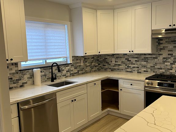 2nd image of 2290 National Dr #2