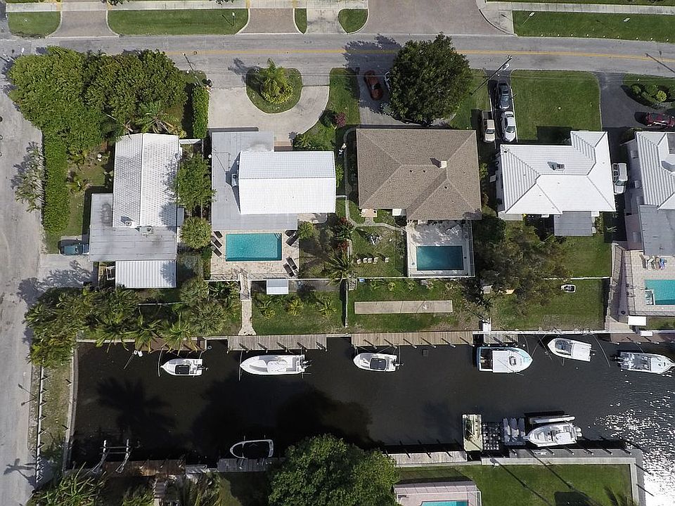 2nd image of 135 SE 19th Ave