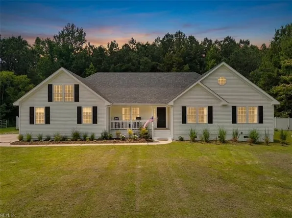 1124 Saint Brides Rd W, Chesapeake, VA 23322