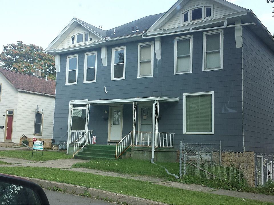 1st image of 656 1/2 W 11th St