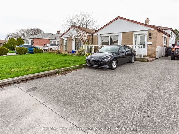 2nd image of 137 Avondale Blvd