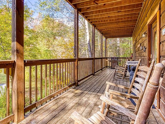 3rd image of 679 Eagles Boulevard Way