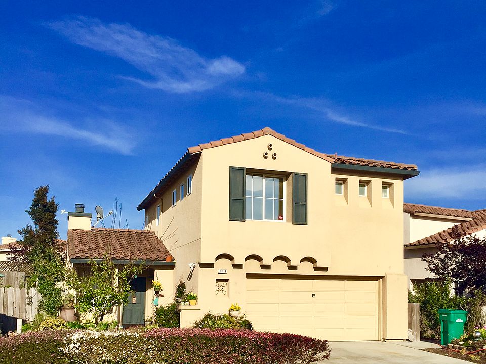 2nd image of 119 Circulo De Casitas