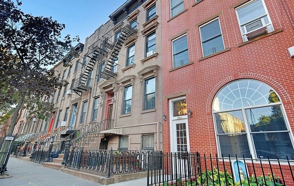 1st image of 266 Degraw St #1