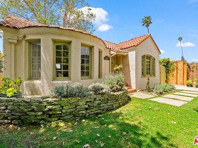 3905 Beethoven St, Los Angeles, CA, 90066