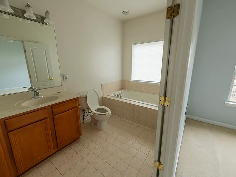 17409 Grant Cottage Dr — Photo 32