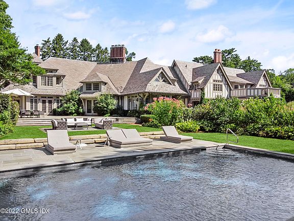 2nd image of 164 Round Hill Rd