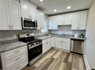 2 Clover St, Hampton, VA 23669