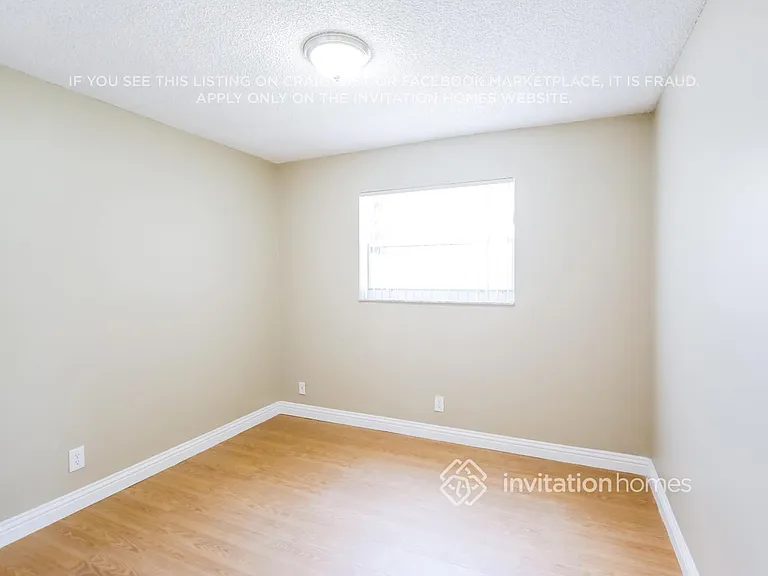 9810 SW 57th St — Photo 13