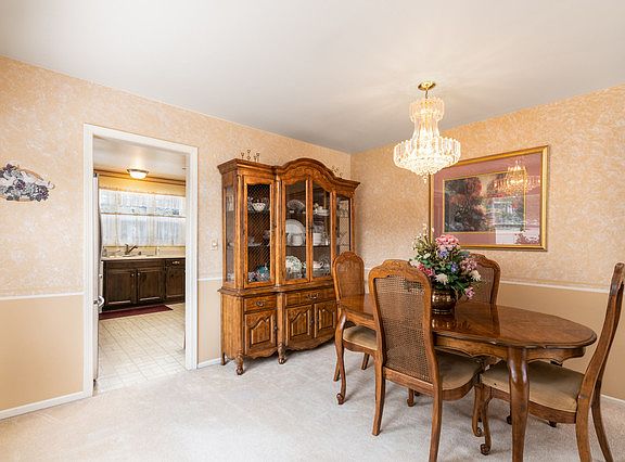 5th image of 1173 Morning Glory Ln
