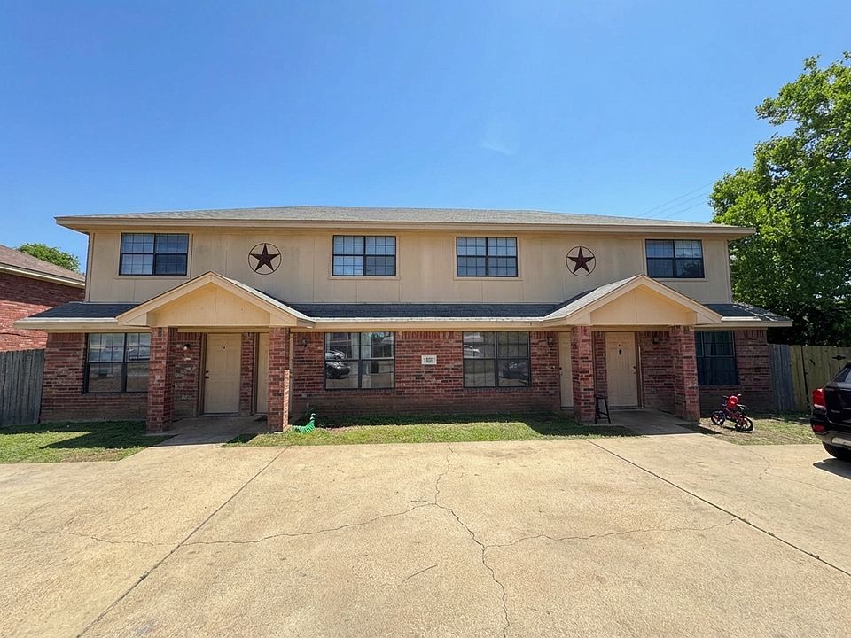 1st image of 1106 Lansberry Ct APT D