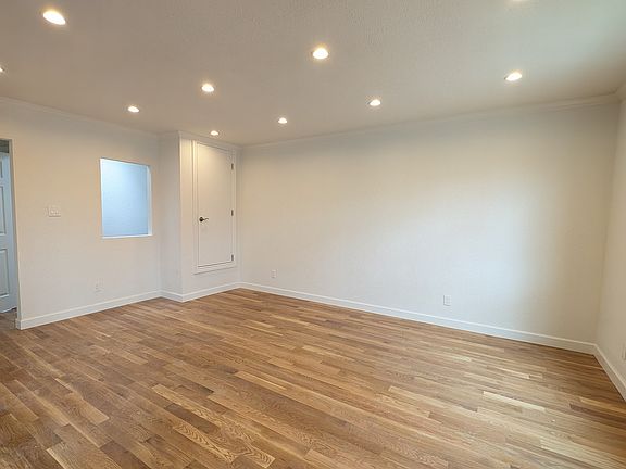 2nd image of 2055 Palou Ave