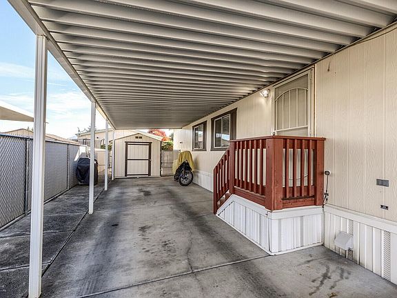 3rd image of 2552 Thorn Oak Dr Space 31