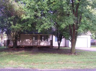 113 N Forrest St, Douglass, KS 67039