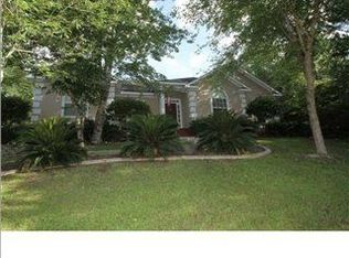 2049 Bradbury Dr W, Mobile, AL 36695