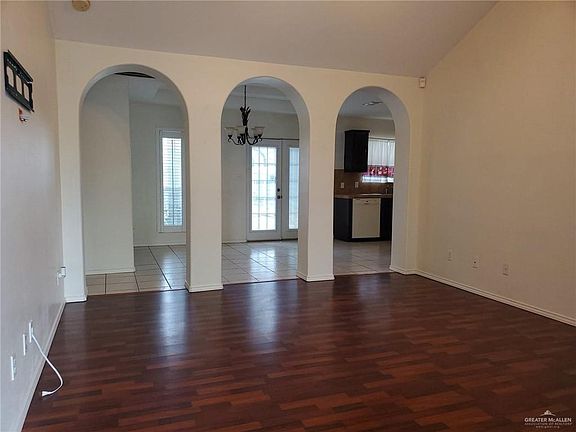 3rd image of 2822 Diedorf Dr