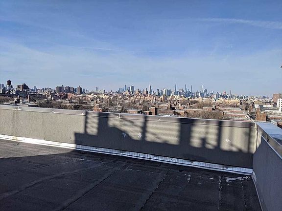 5th image of 812 Myrtle Ave #6B