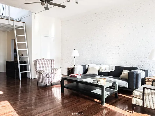 Rented by Town Residential | media 11