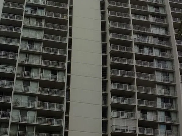 98-410 Koauka Loop APT 3K, Aiea, HI 96701