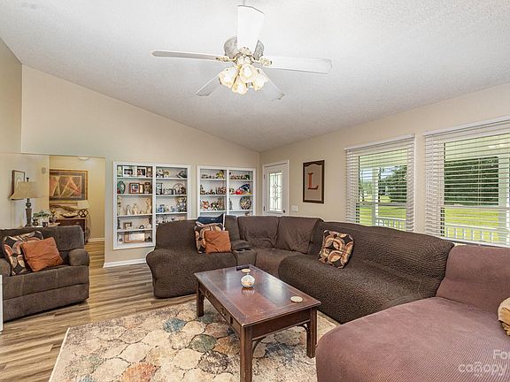 3rd image of 171 Bevis Ln