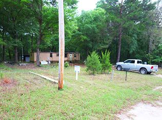 208 10th St, Interlachen, FL 32148