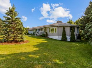 15 Isthmus Bay Rd, Northern Bruce Peninsula, ON N0H 1W0