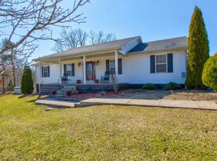 4157 Tarr Ridge Rd, Frenchburg, KY 40322