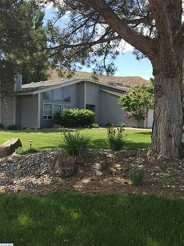 1st image of 209 Greenview Dr