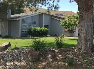 209 Greenview Dr, Richland, WA 99352