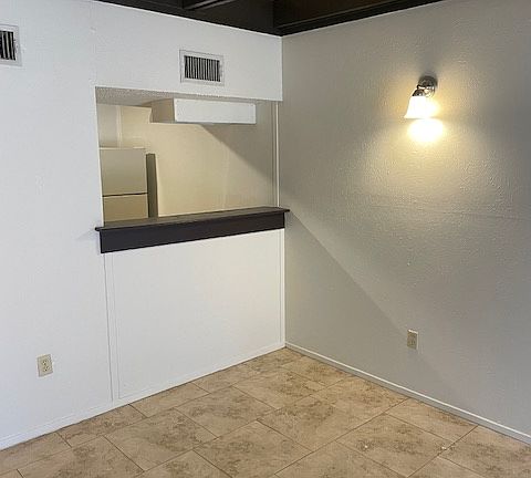 2nd image of 1209 Holik Dr #B