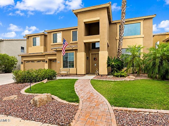 2nd image of 2121 E PALM BEACH Drive