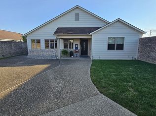 102 Spaulding Dr, Scottsburg, IN 47170