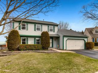 1910 Ronzheimer Ave, St Charles, IL 60174