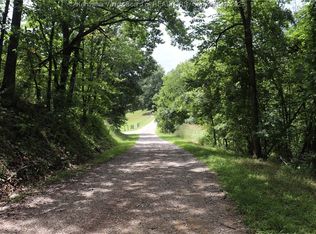 2254 Vineyard Rdg, Walton, WV 25286