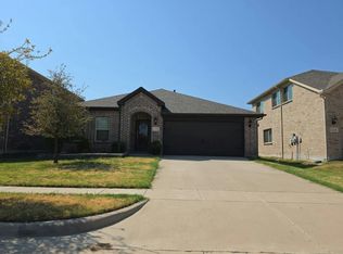 1220 Mill Pl, Aubrey, TX 76227