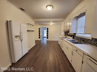 211 Vista Cir, Statesboro, GA 30458