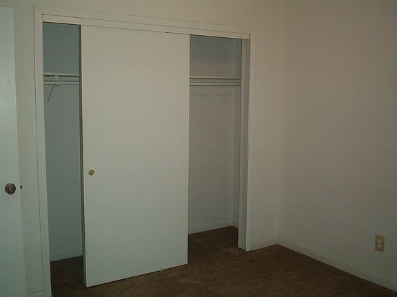 5th image of 1004 Holton Ave #B